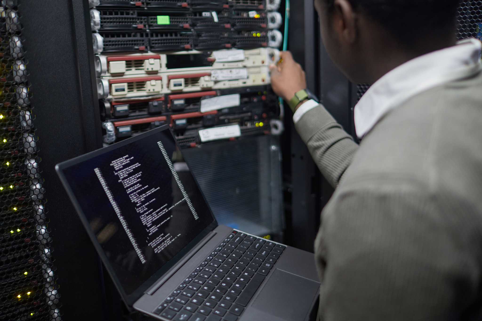 IT / System / Data Management Specialists
